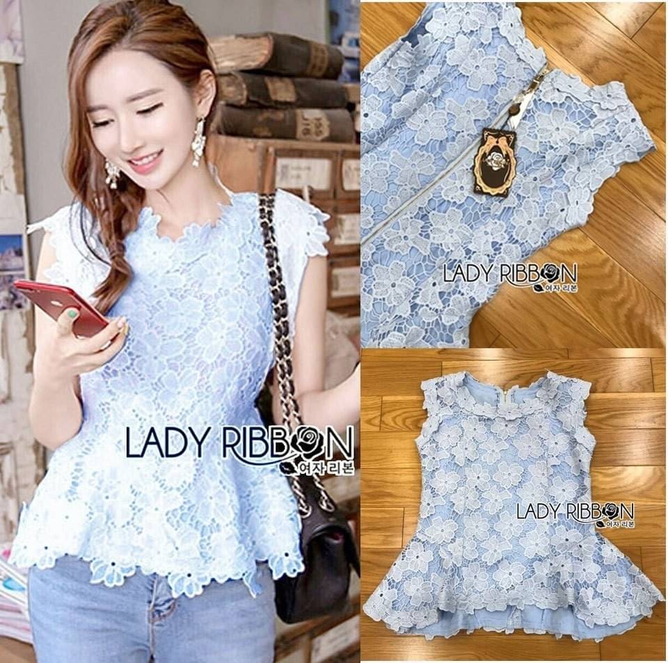 เสื้อแขนกุดคอสูงผ้าลูกไม้สีฟ้า