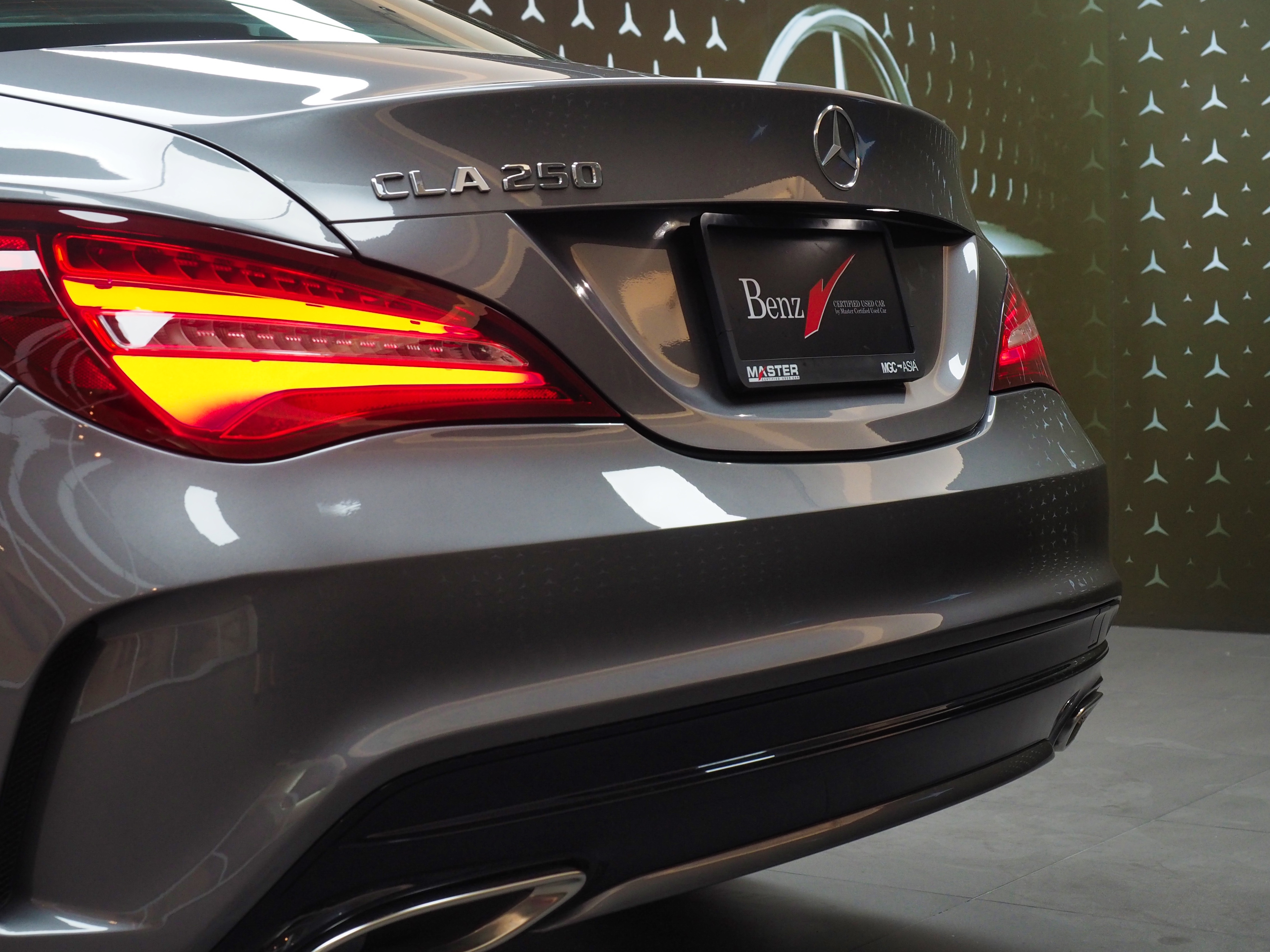 จองแล้ว CLA250 AMG W117