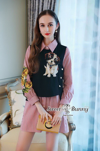 เสื้อเชิ้ตยาว+กั๊กดำเสื้อเชิ้ตลายริ้วสีขาวแดง