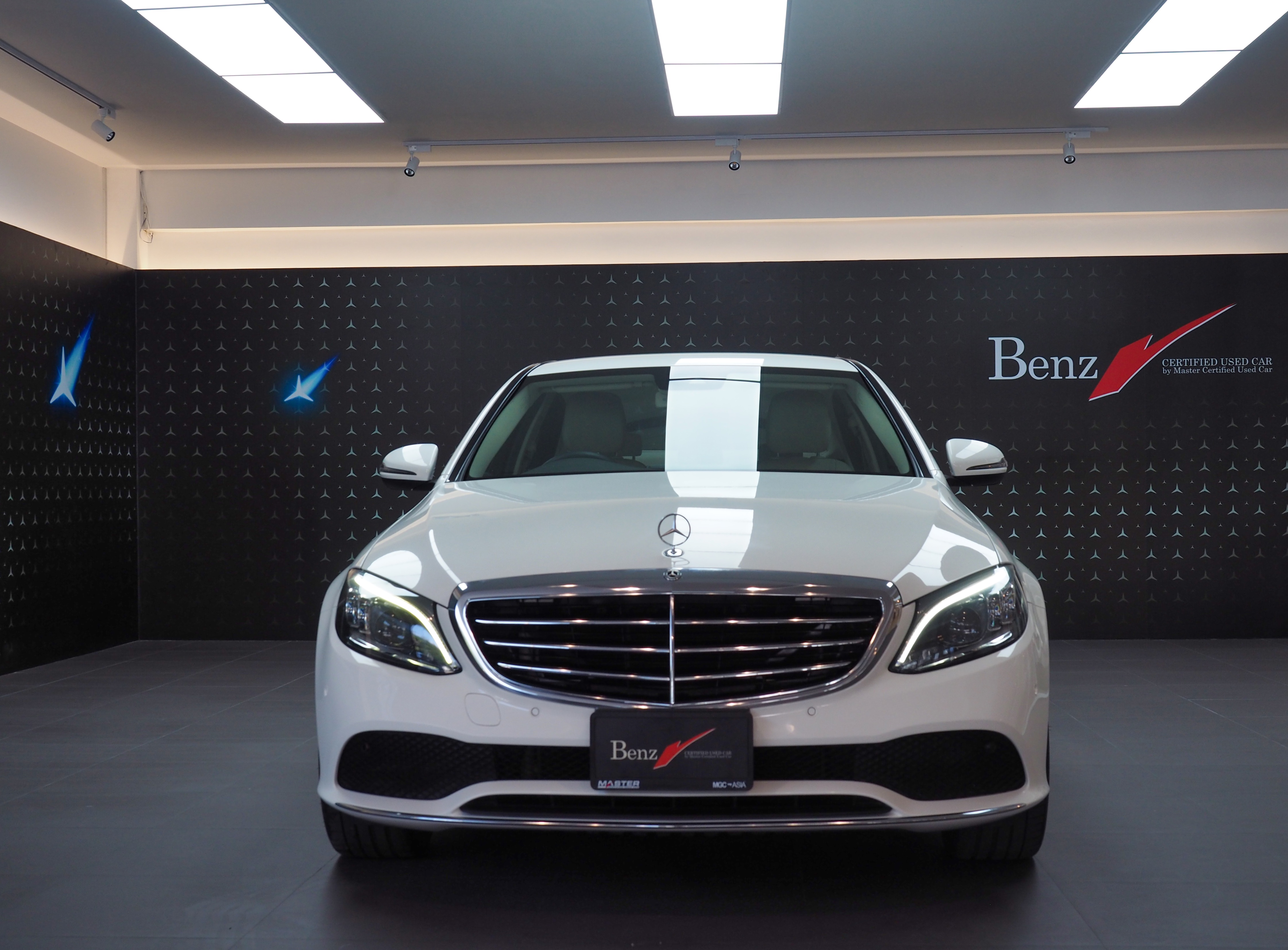 จองแล้ว C220d Exclusive W205