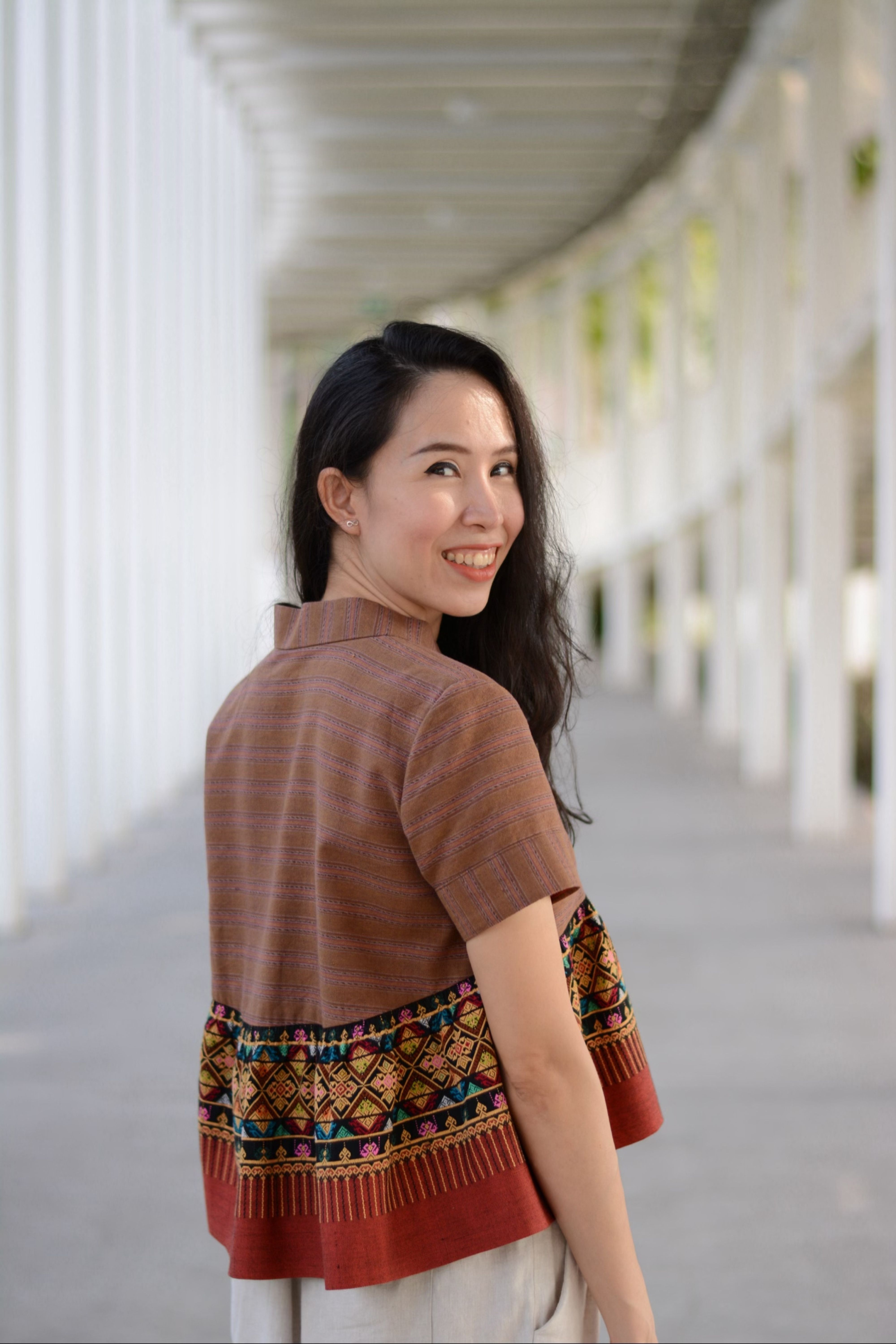 เสื้อแต่งจก