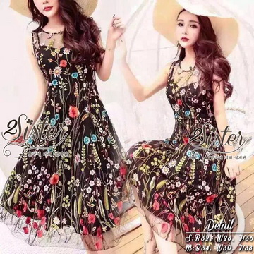 Lady Ribbon ออนไลน์ เสื้อผ้าออนไลน์ พร้อมส่งของแท้ ST15130716 🍀สินค้าพร้อมส่ง🍀 한국에 의해 설계된 2Sister Made, Black Forest Premium with Fancy-Color-Flora Dress