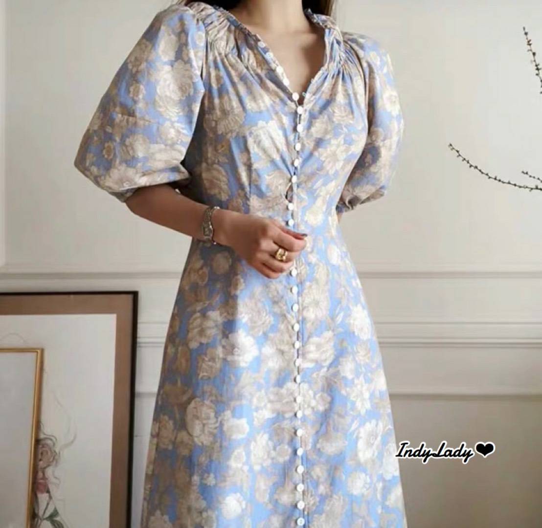 Dress แขนสั้นลายดอกไม้