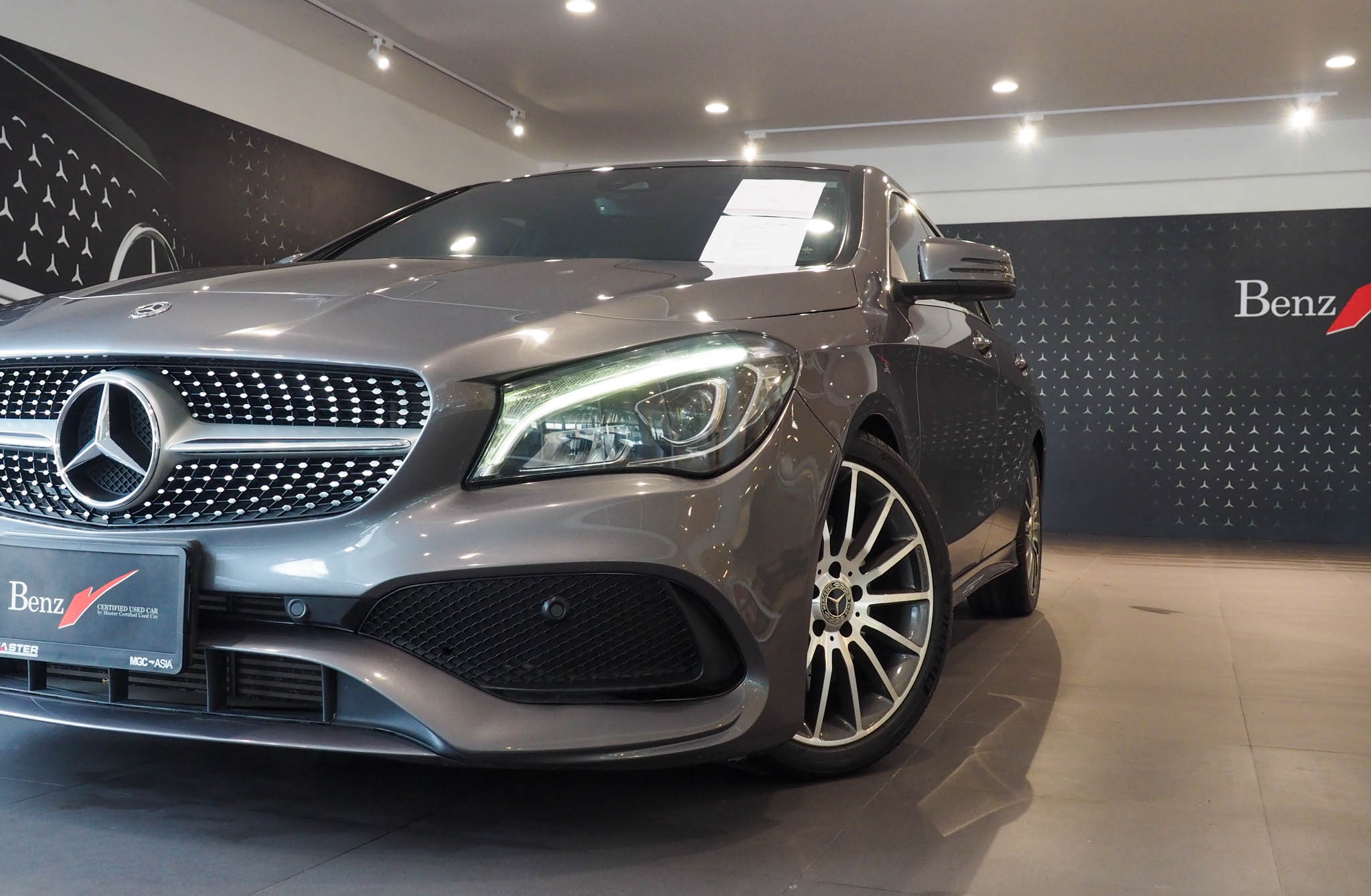 จองแล้ว CLA250 AMG W117