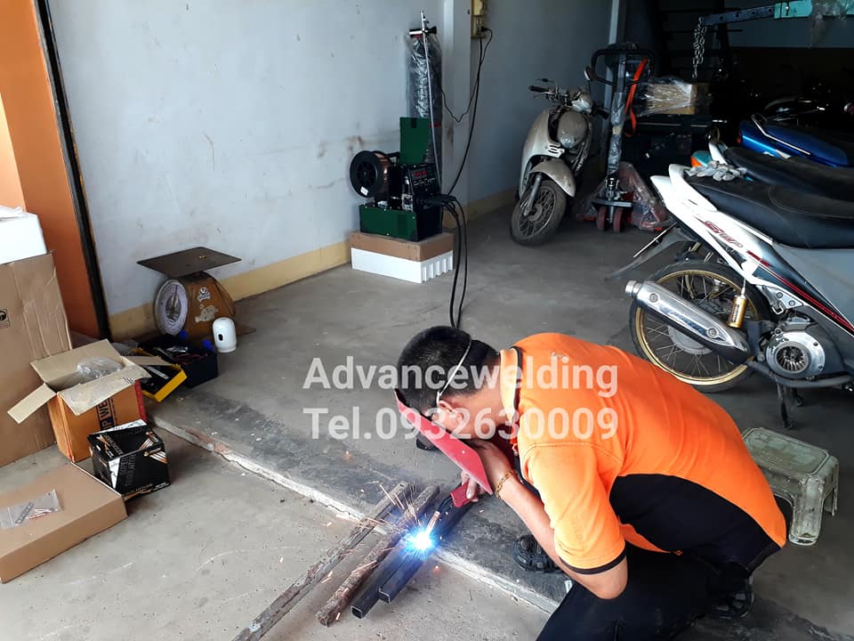 เครื่องเชื่อมซีโอทู HITRONICรุ่นMIG200GW