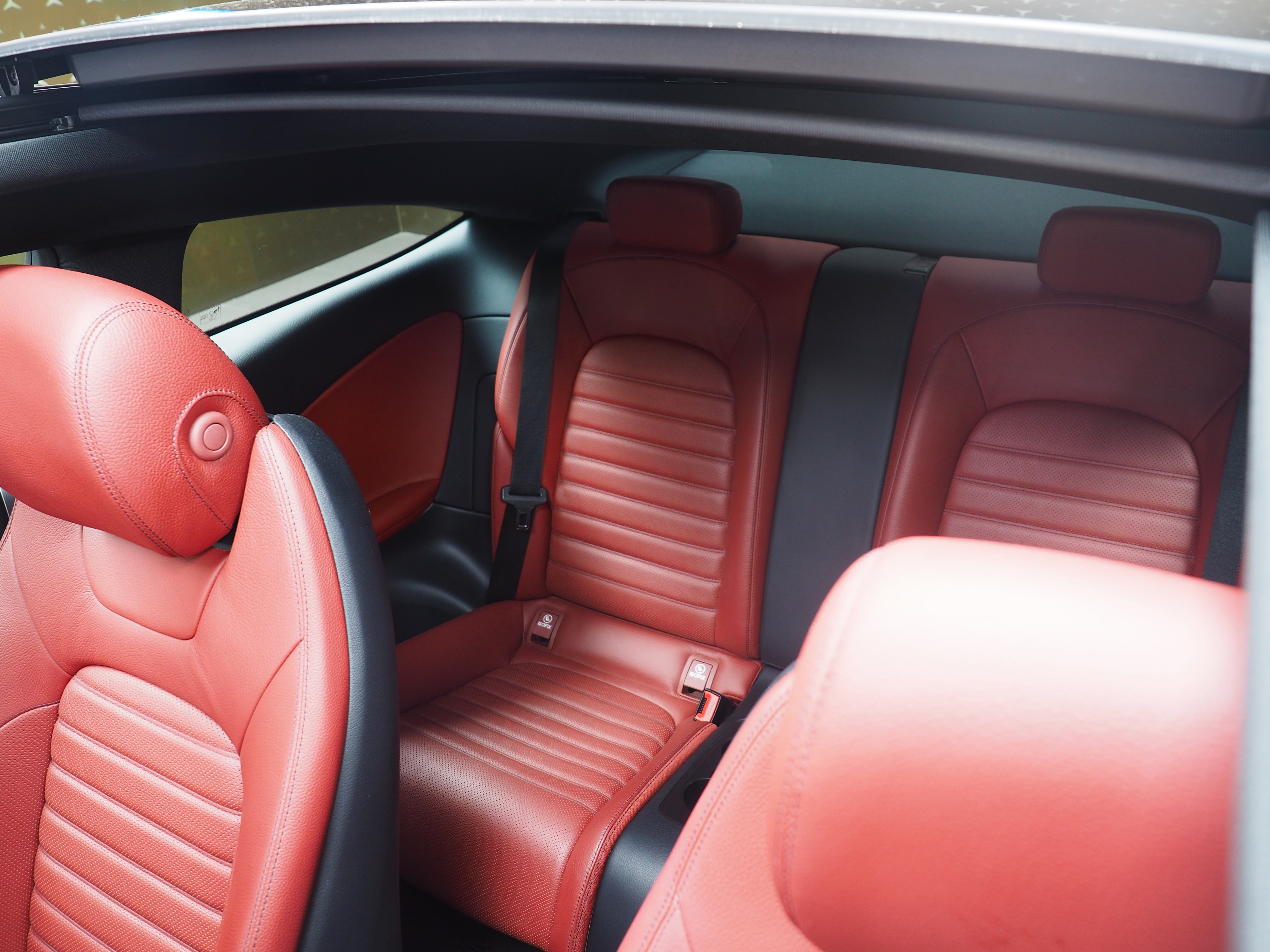 จองแล้ว C200 Coupe AMG W205