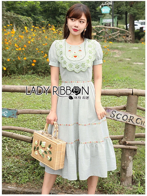 เดรสลายสก็อตปักลายดอกไม้สไตล์สาวคันทรี่