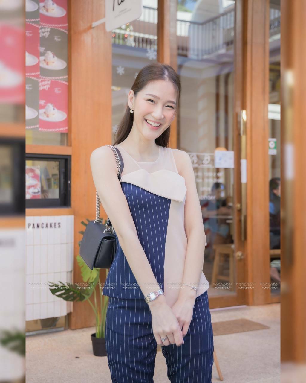 เสื้อเกาะอก เราเอามาใส่ผ้าซีทรู