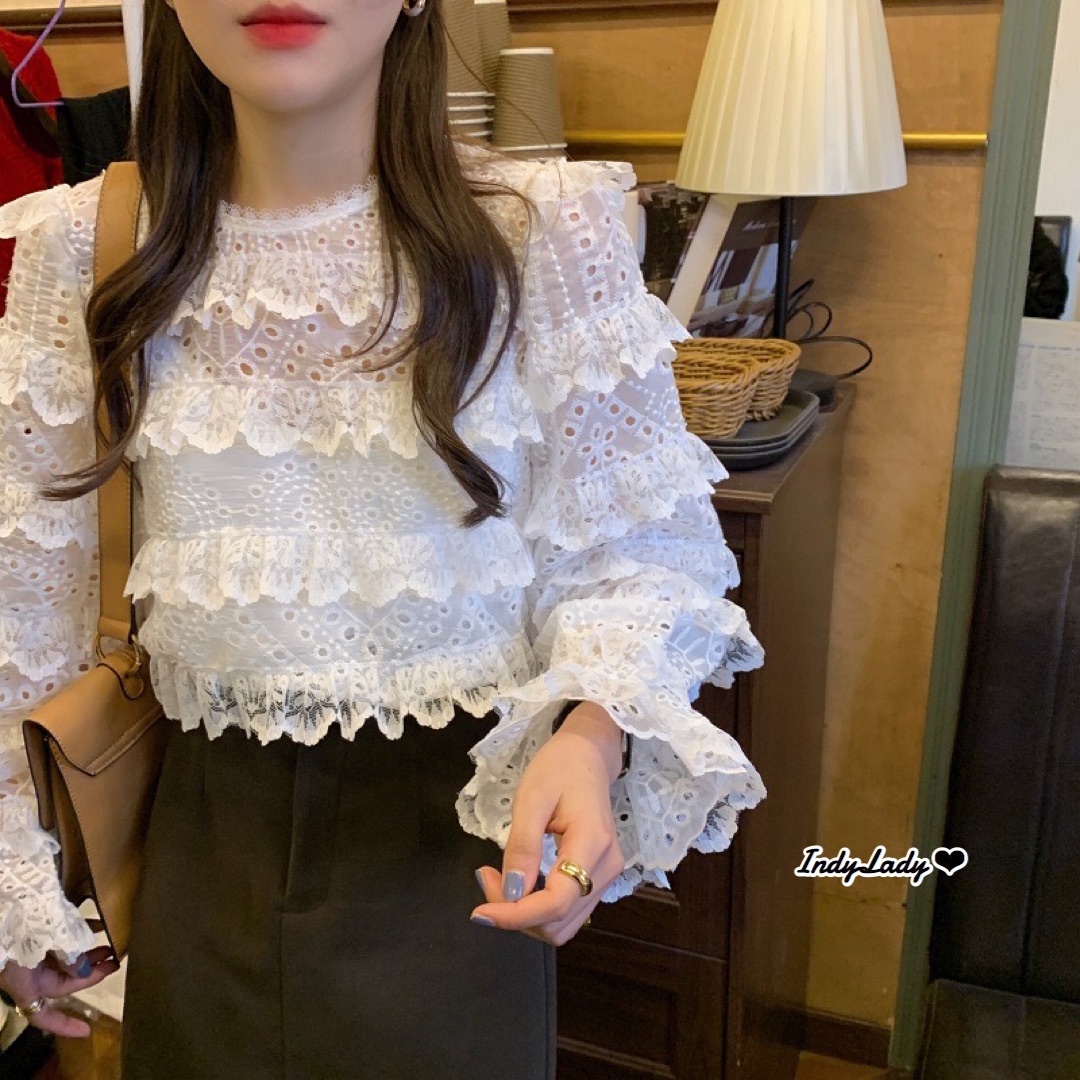 เสื้อลูกไม้ แขนยาว
