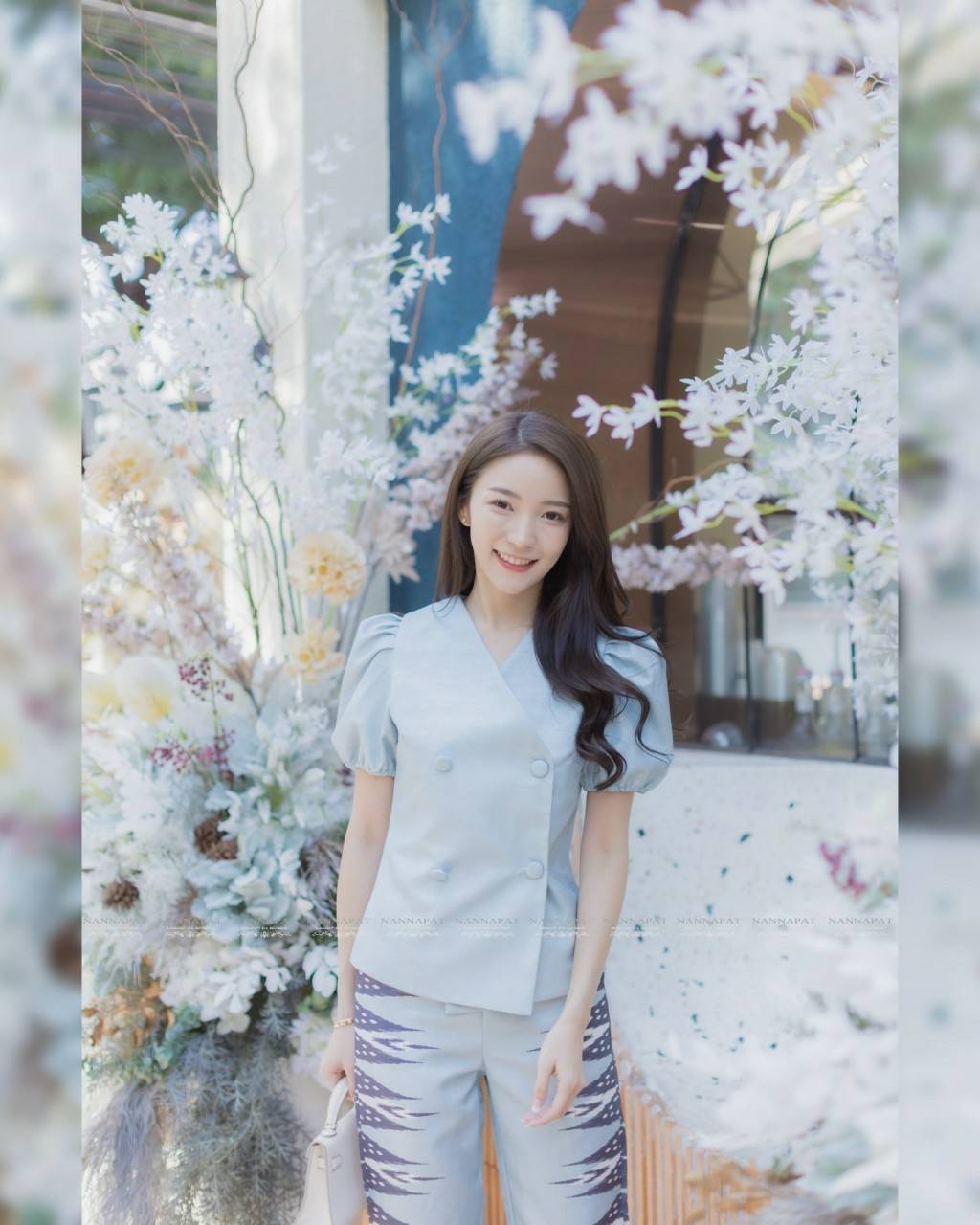 เสื้อกระดุมหน้าแขนตุ๊กตา