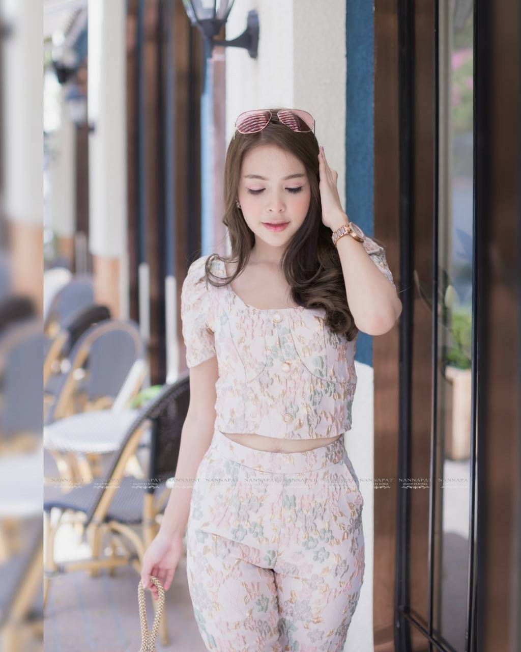 เสื้อซิปหลังกระดุมหน้า