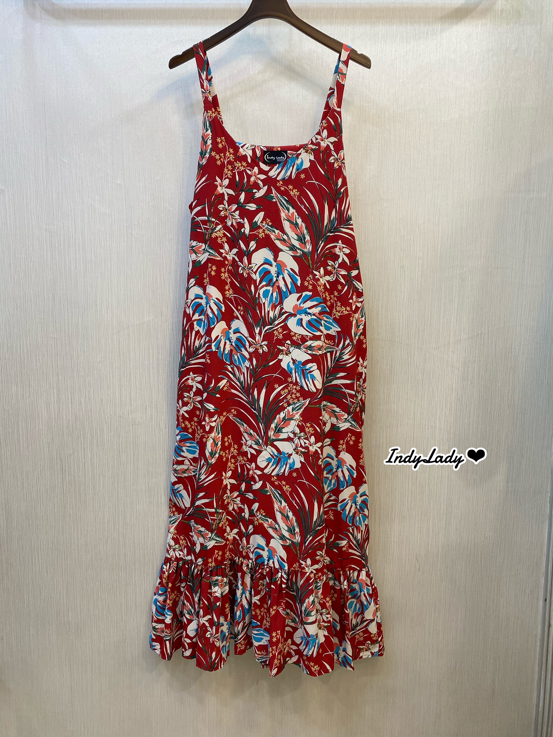 Dress แขนสั้น คอกลม แต่งกระเป๋าด้านหน้า