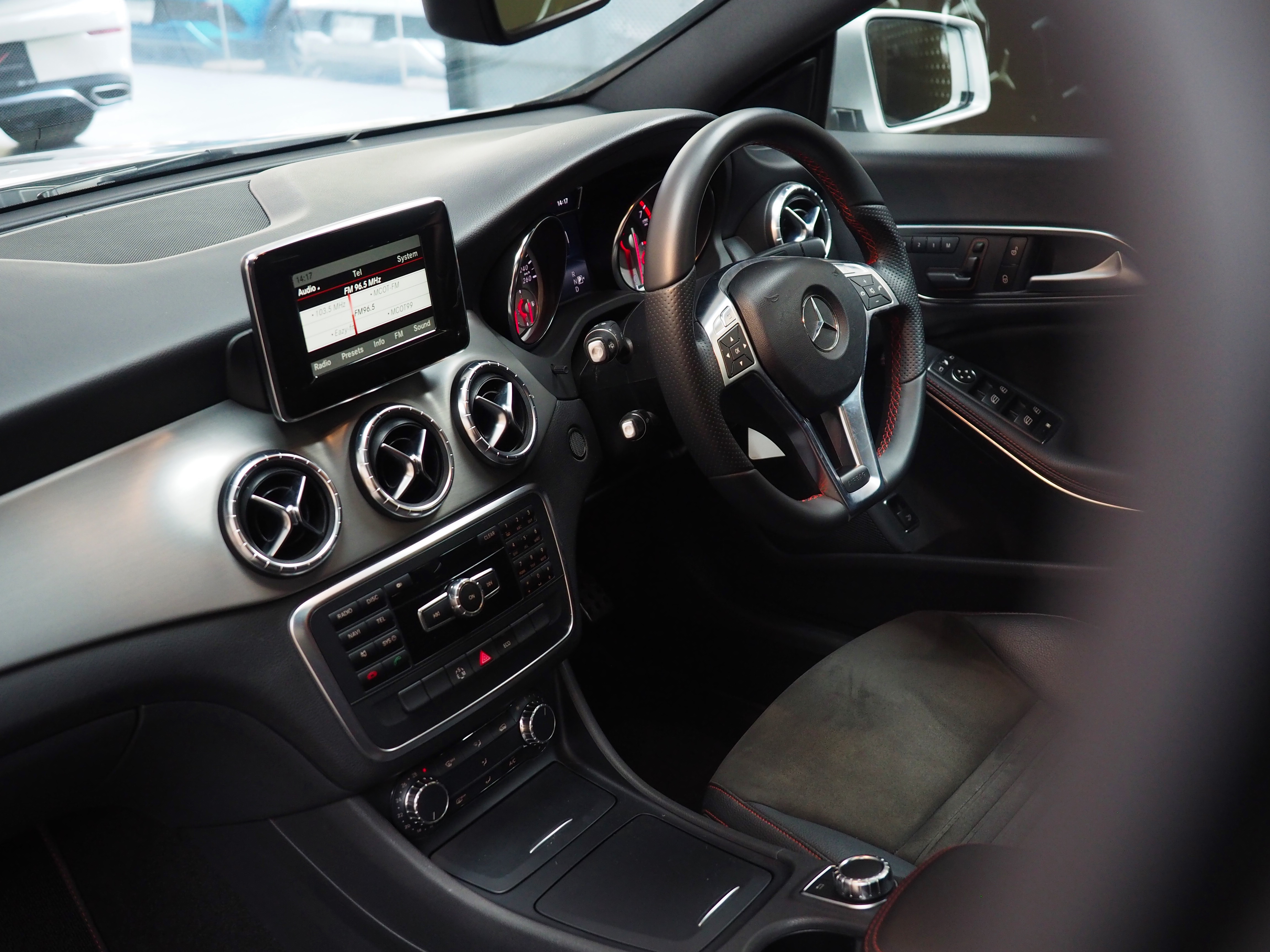 จองแล้ว CLA250 AMG W117