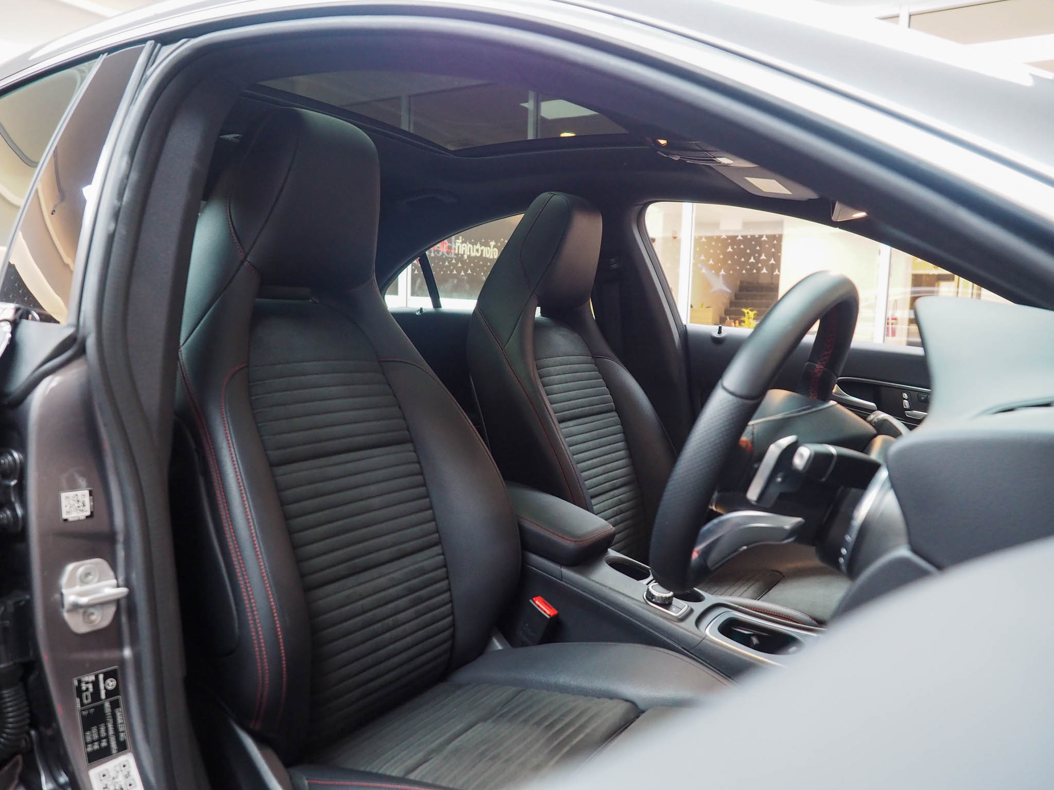 จองแล้ว CLA250 AMG W117