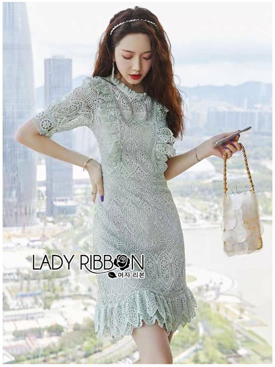 เดรสคอกลมผ้าลูกไม้ทอลายดอก