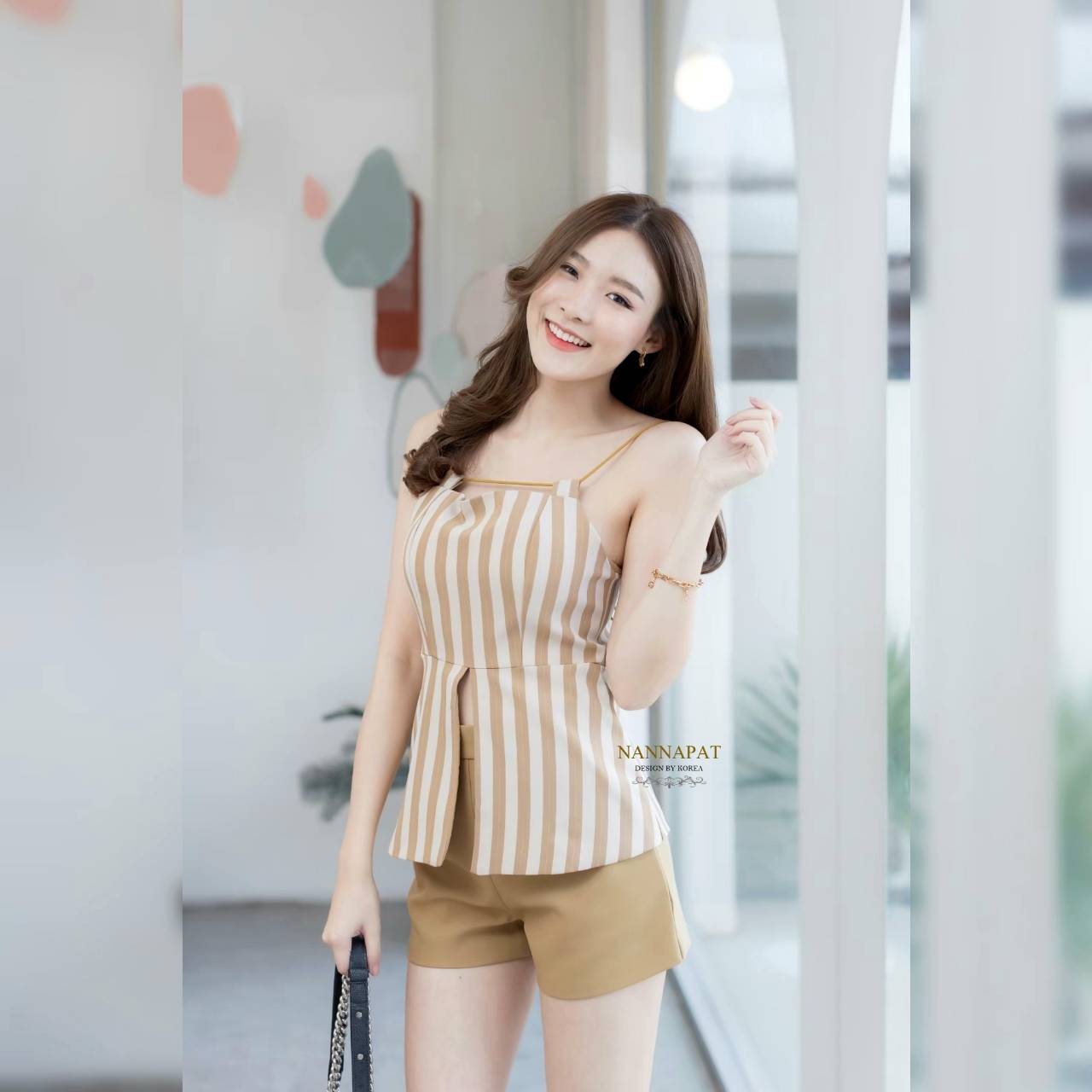 เสื้อสายเดี่ยวซิปหลัง ผ้าทอลาย