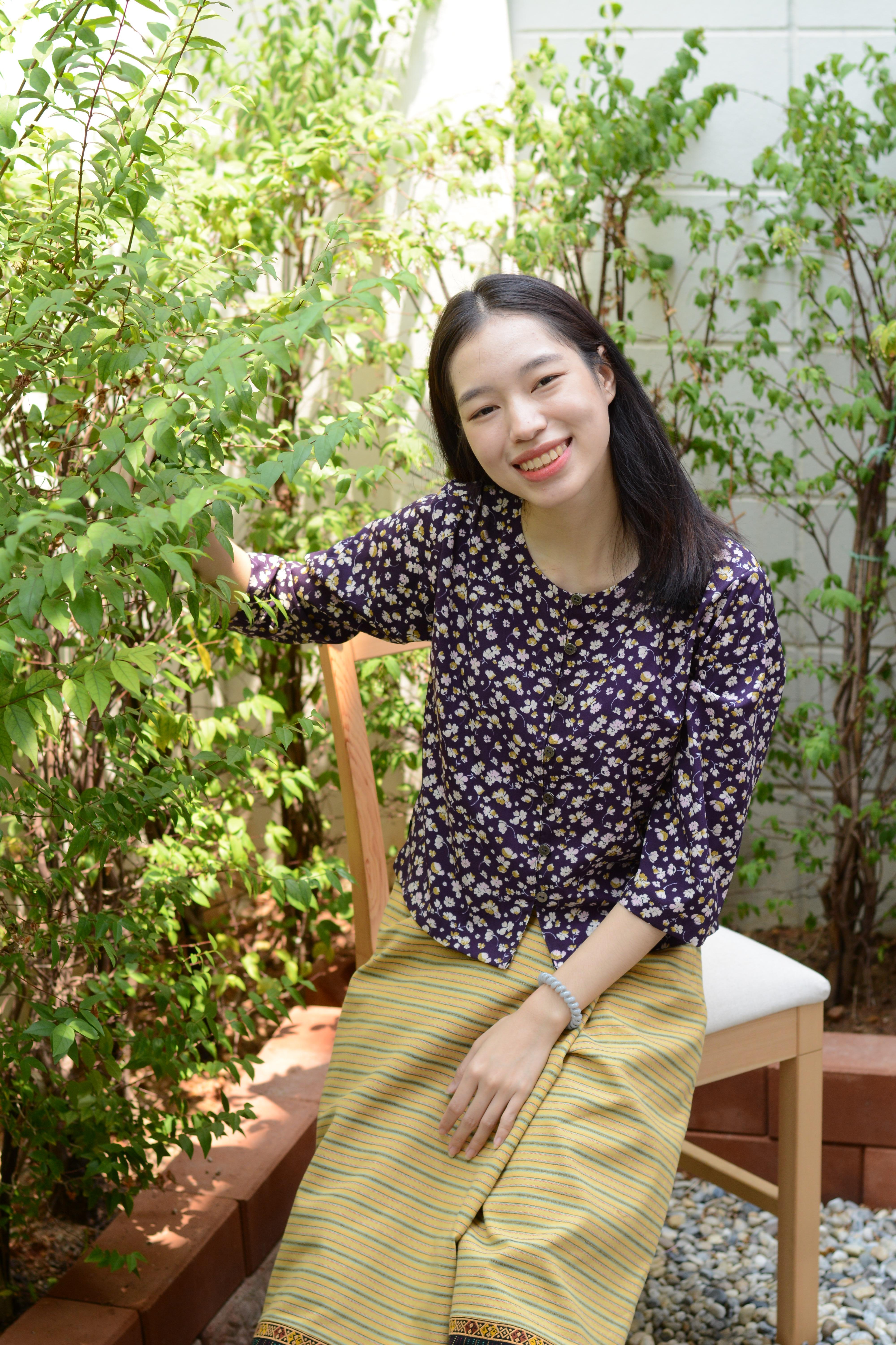 เสื้อลายดอก