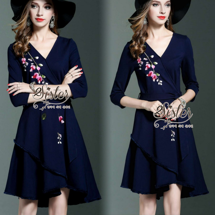 เดรสสีกรม ผ้า polyester แขนสามส่วน