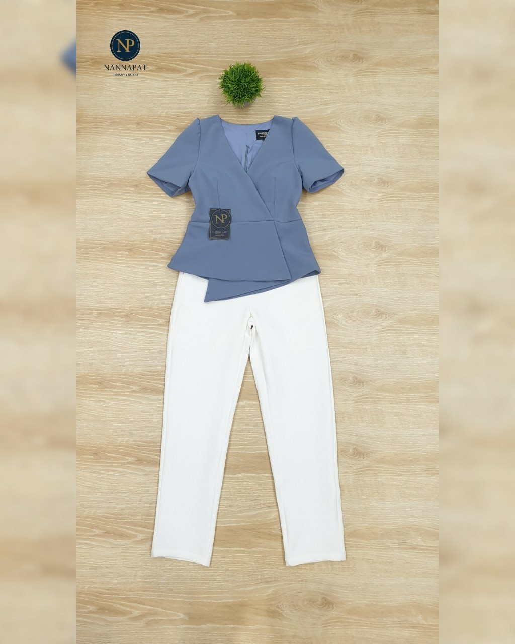 เดรส คัทติ้งเป๊ะเข้ารูปทรงสวย