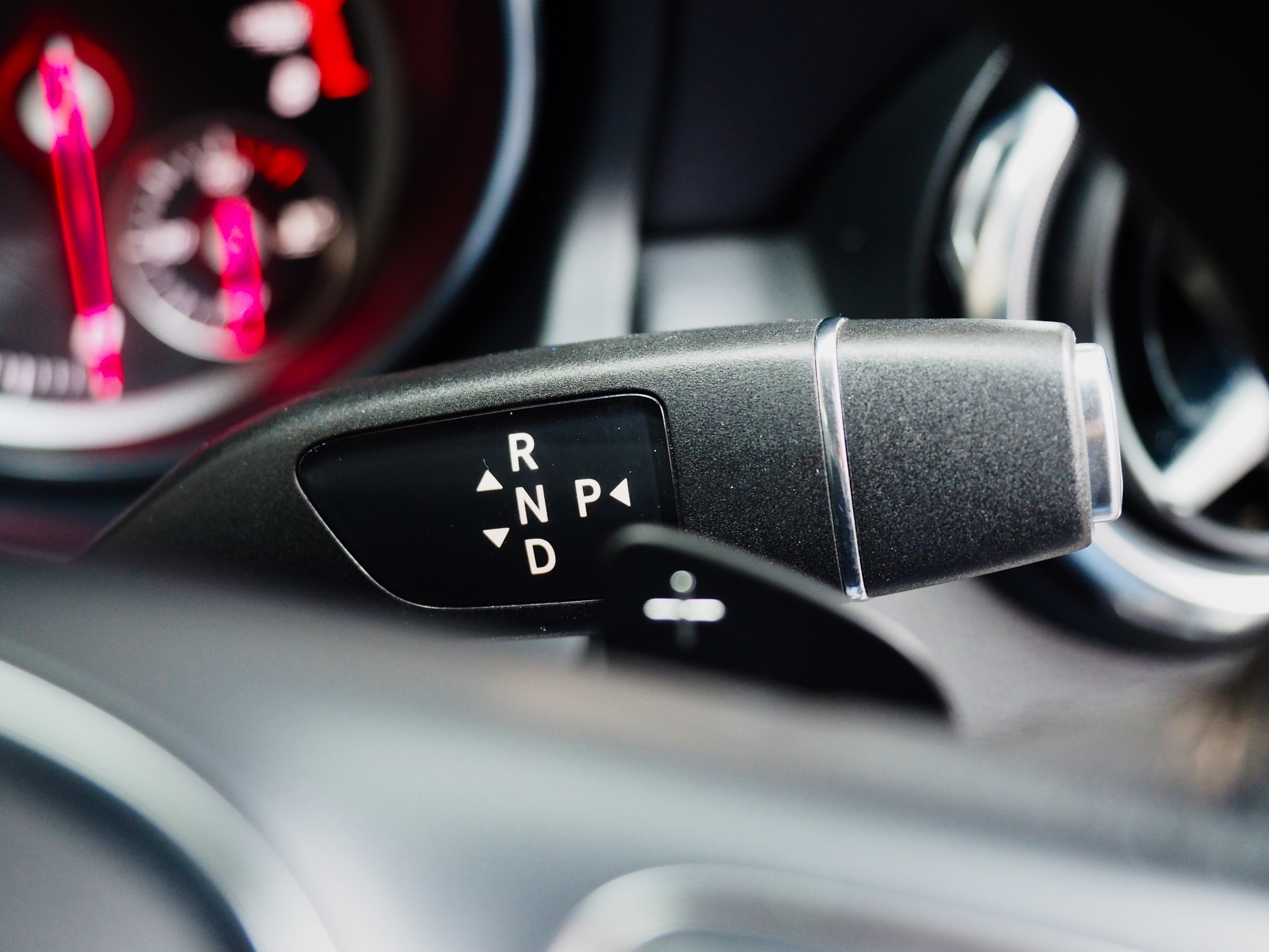 จองแล้ว GLA200 Urban W156