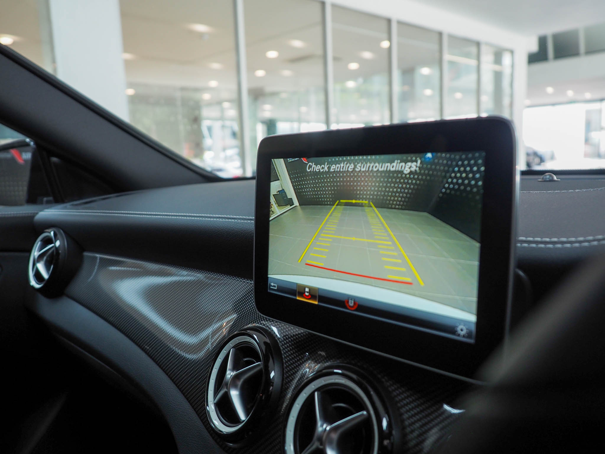 จองแล้ว CLA250 AMG Night Edition W117