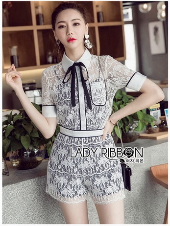 เซ็ตเสื้อเชิ้ตและกางเกงผ้าลูกไม้สีขาวตกแต่งริบบิ้นสีดำ