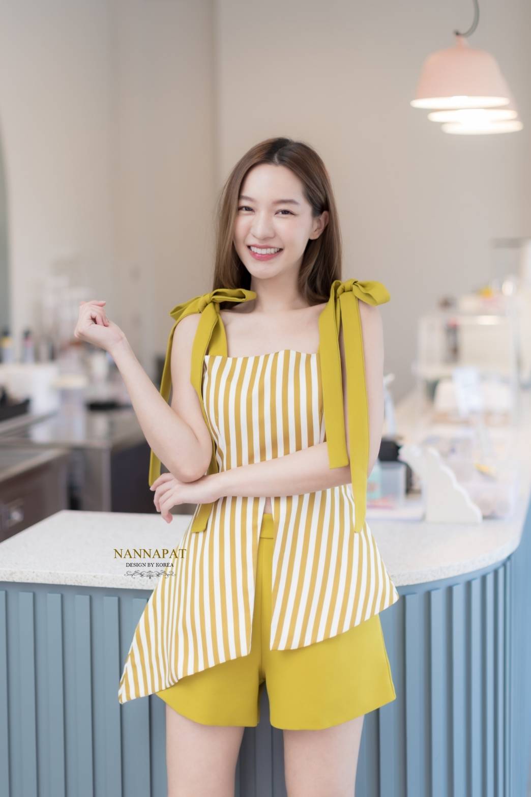 เซทเสื้อซิปหลังผูกโบว์ไหล่
