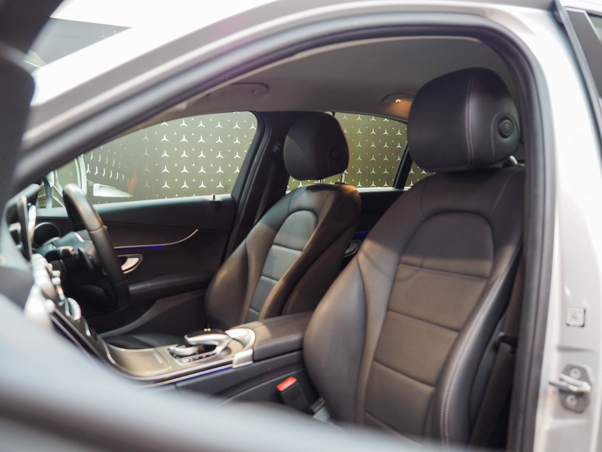 จองแล้ว C220d Avantgarde W205