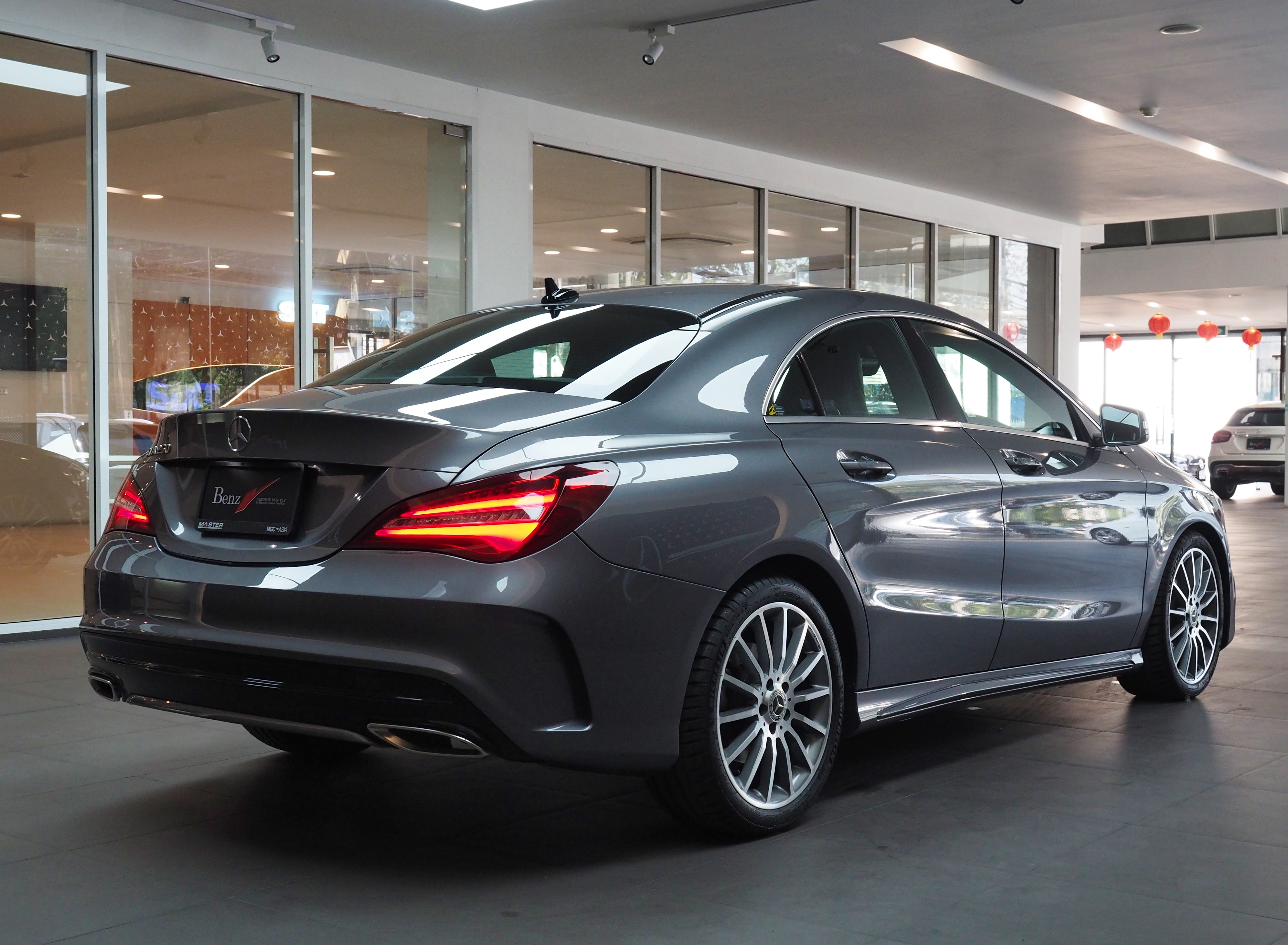 จองแล้ว CLA250 AMG W117
