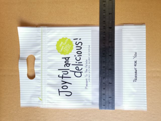 ถุงซิป Joyful มีหูหิ้ว ตั้งได้ 50ใบ/แพ๊ค/1สี พลาสติก แพ็คเกจ เบเกอรี่ j12