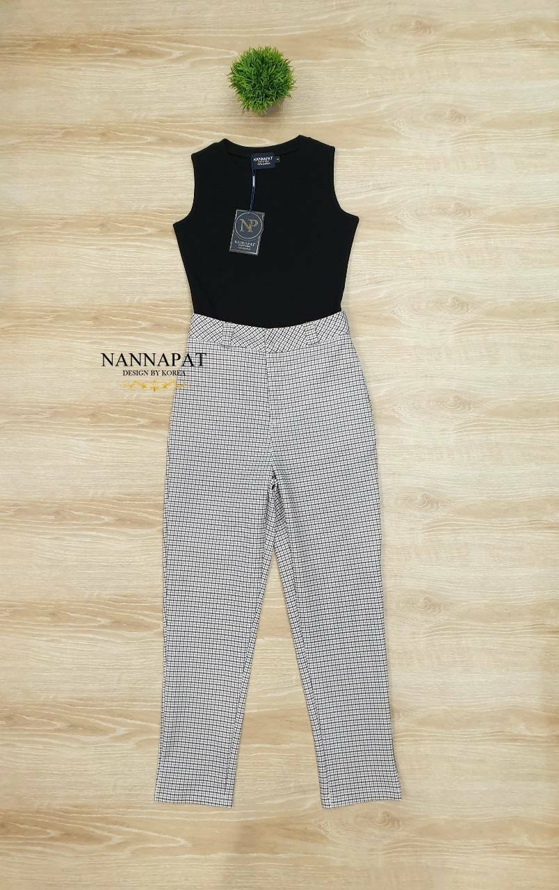 เสื้อผ้ายืดนิ่มใส่สบาย กางเกงเป็นผ้าทอ