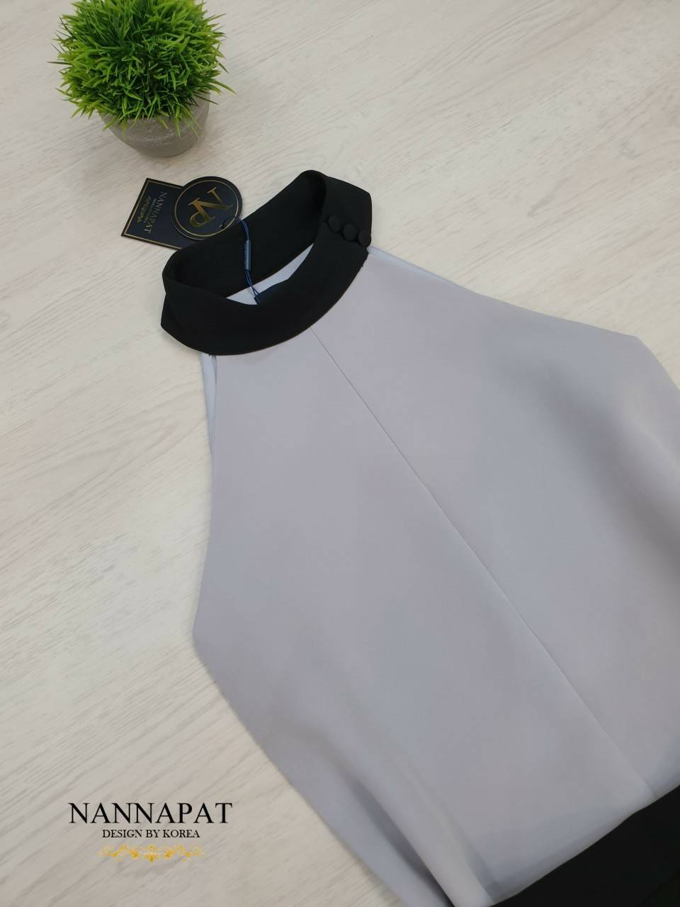 เดรสกระดุมคอแบบสวม