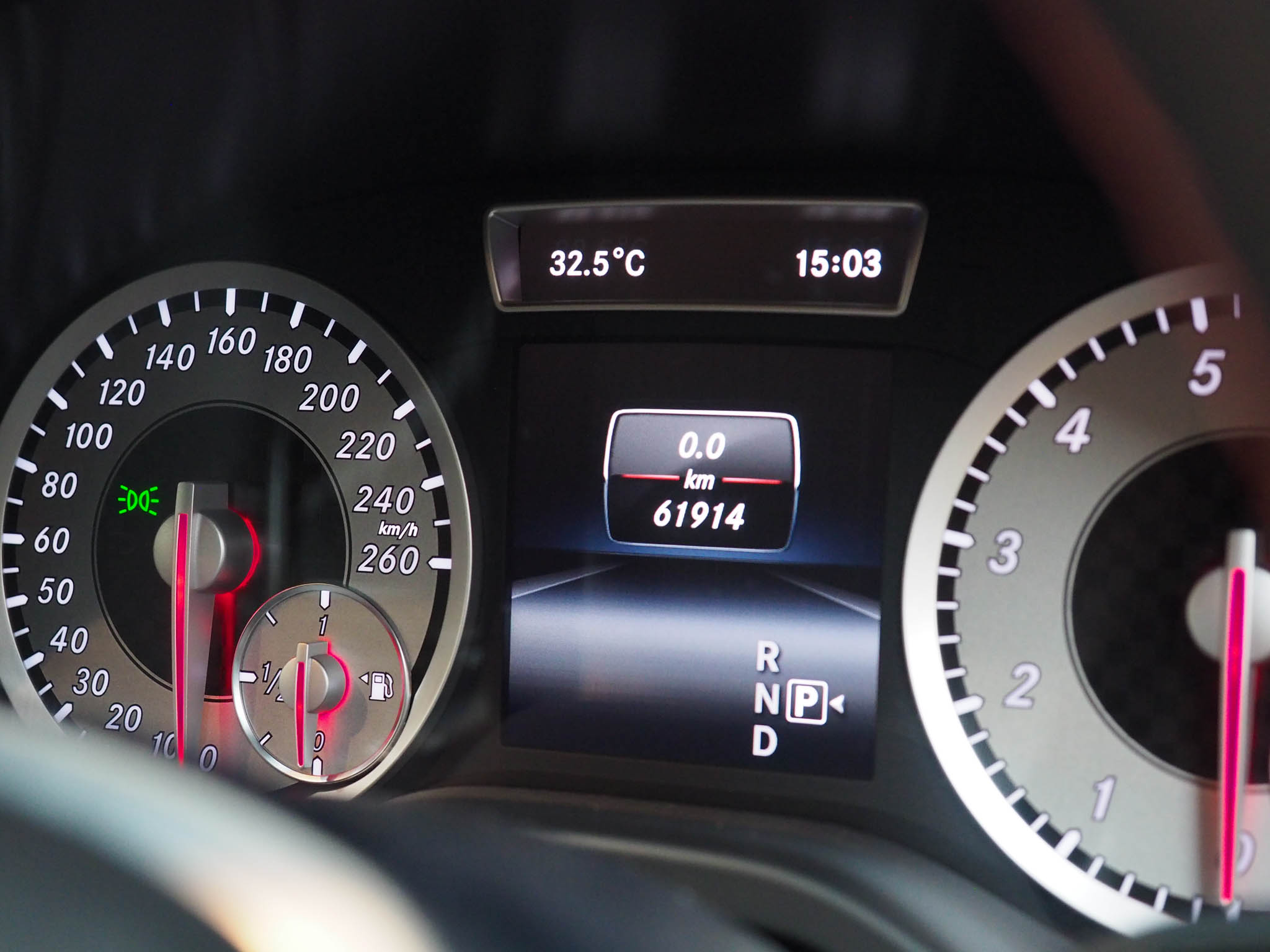 จองแล้ว A180 AMG Sport W176