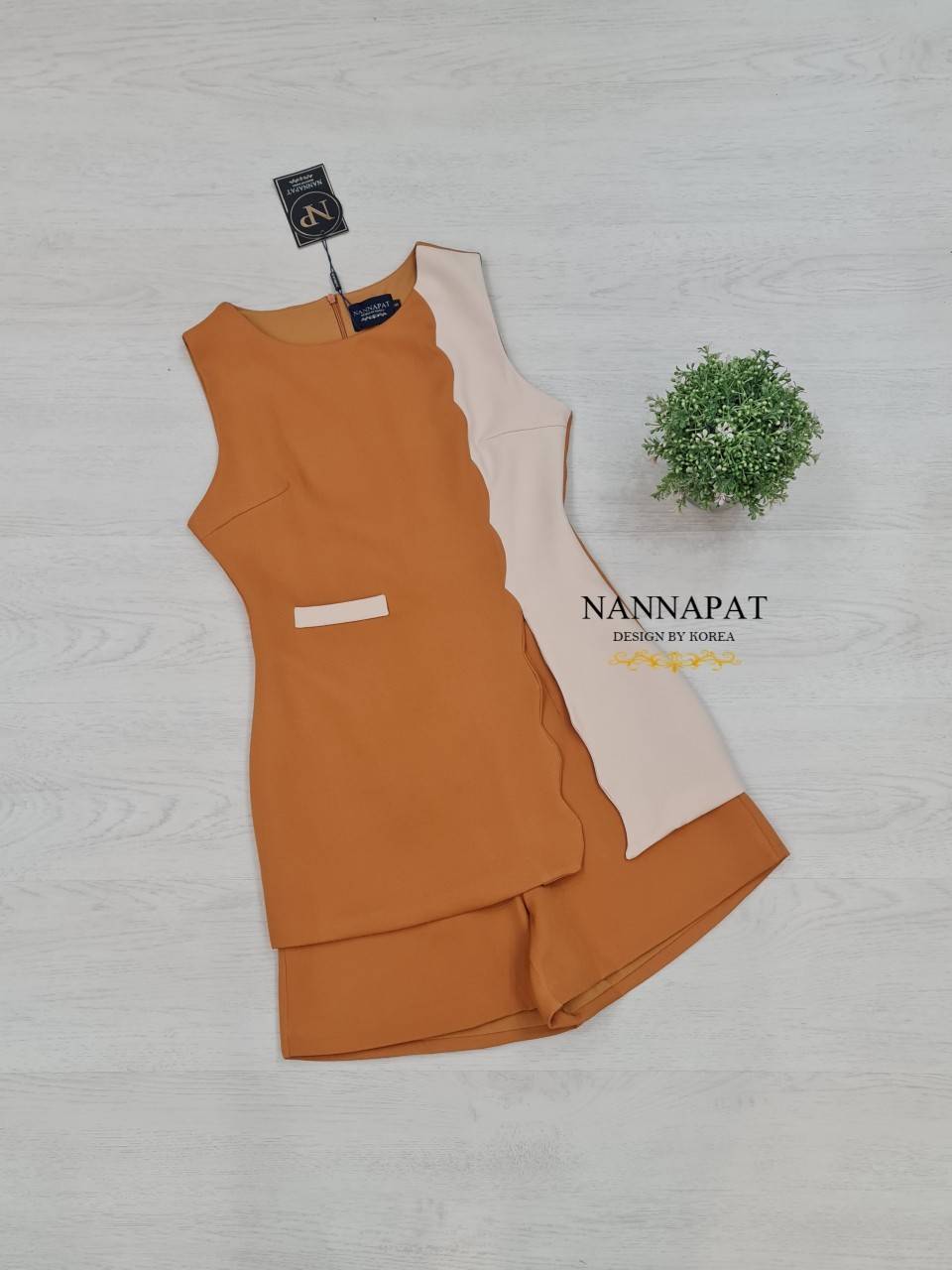 เสื้อทูโทนซิปหลังหระเป๋าข้าง