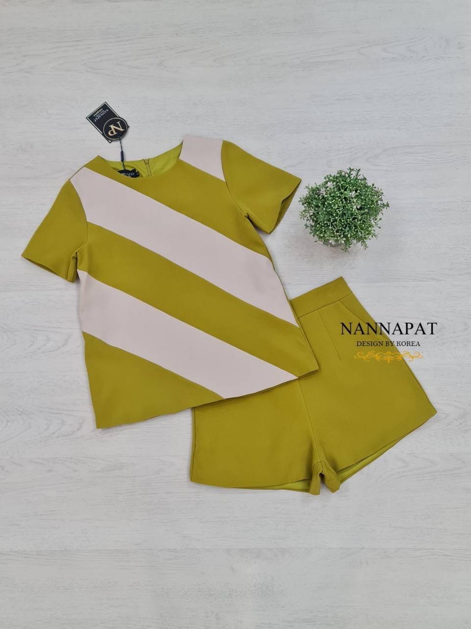 กางเกงมีกระเป๋าข้าง