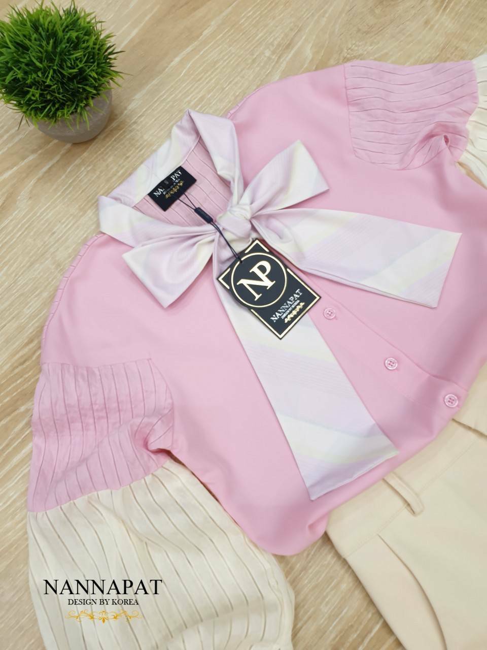 เสื้อกระดุมหน้า ปกคอยาวผูกโบว์