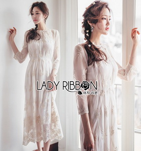 Lady Ribbon Olivia with Pearl Necklace