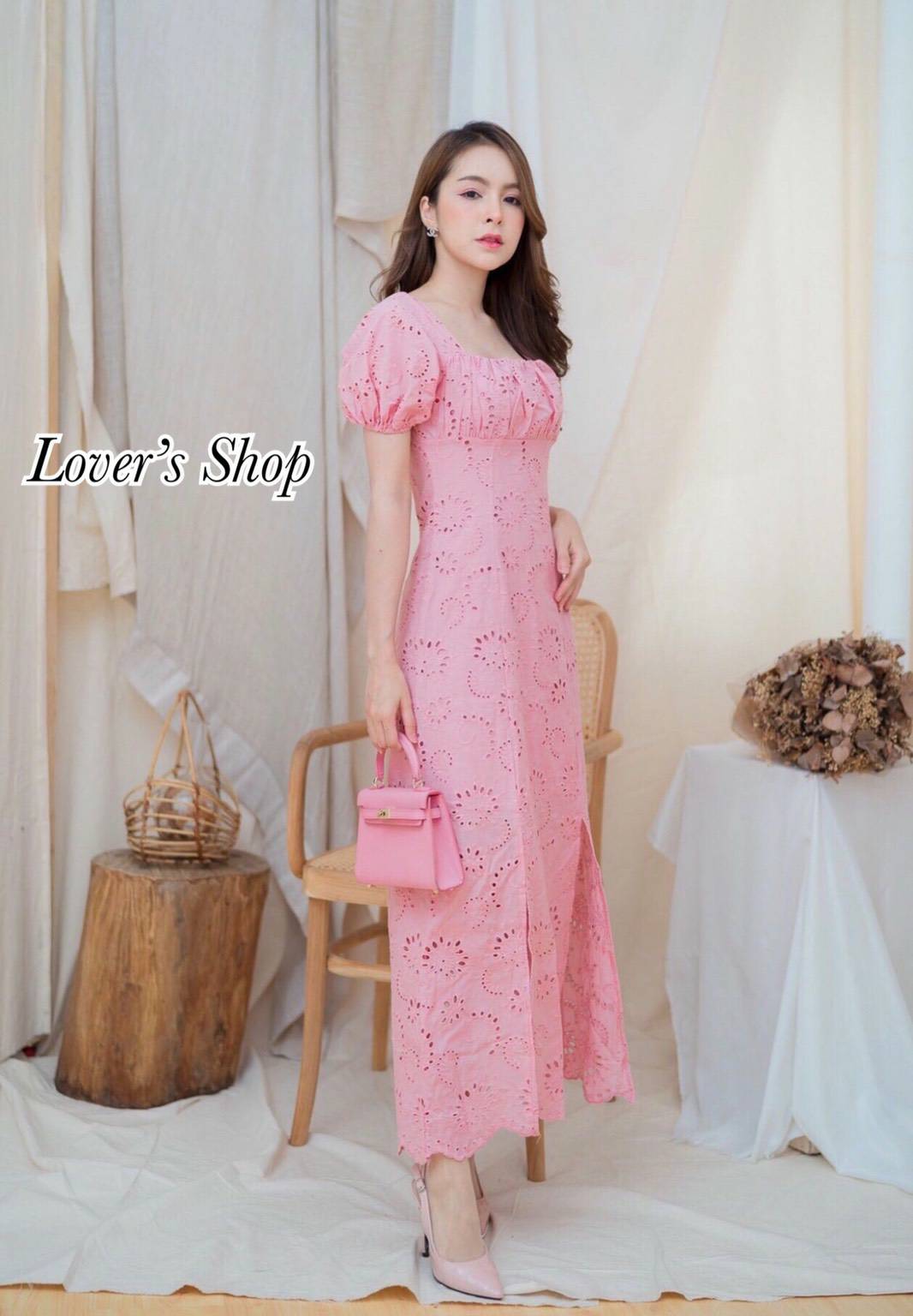 เดรสลูกไม้ทรงน่ารักชายกระโปรงผ่า