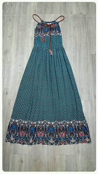 Lady Ribbon พร้อมส่งเสื้อผ้าออนไลน์ SW01120716 Sweet Bunny Present... Beach Maxi Dress