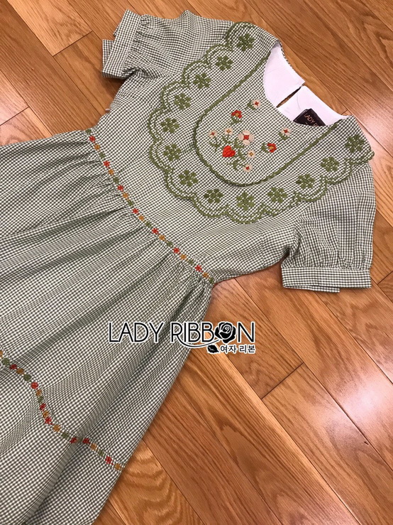 เดรสลายสก็อตปักลายดอกไม้สไตล์สาวคันทรี่