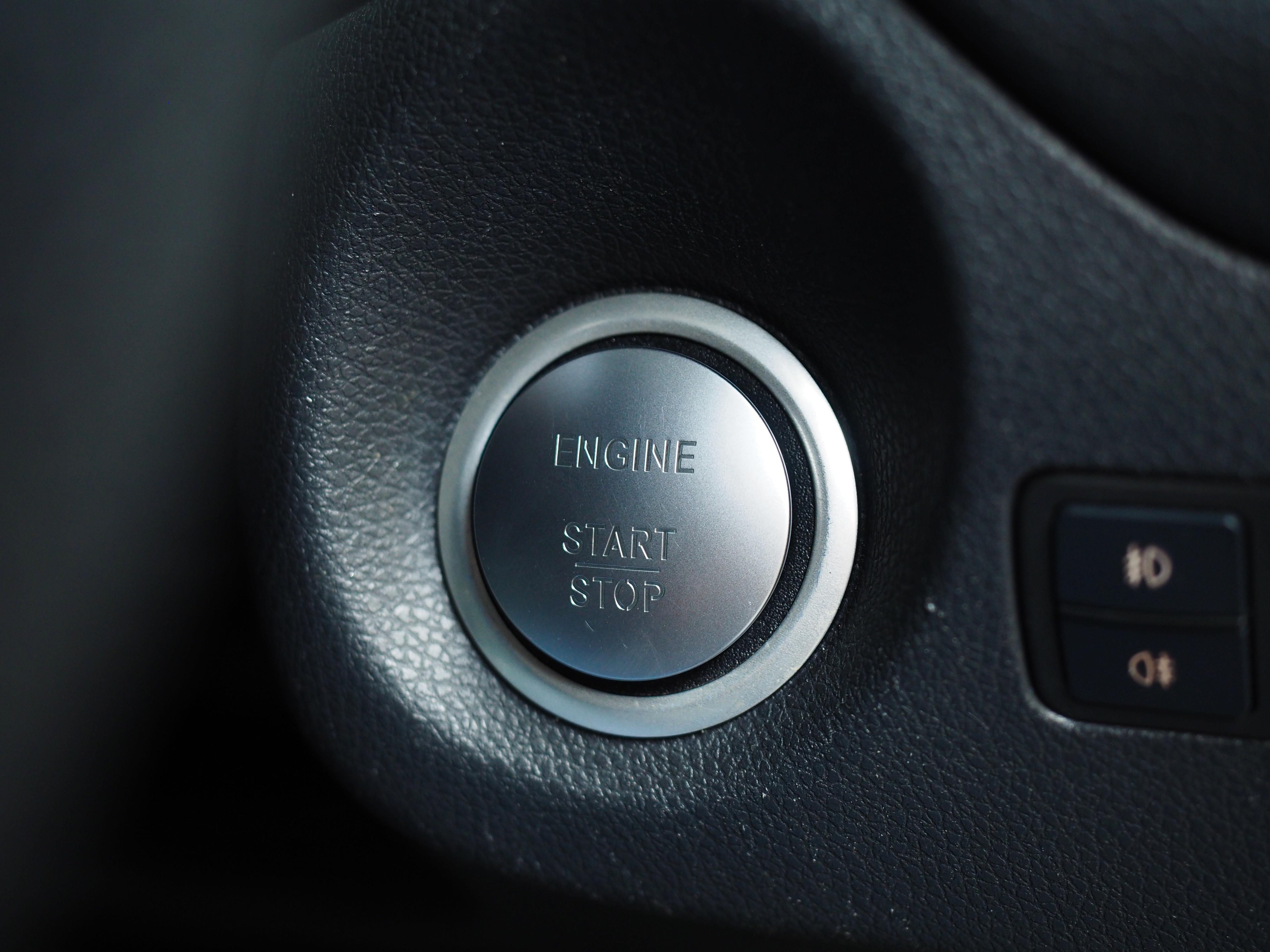 จองแล้ว GLA200 Urban W156