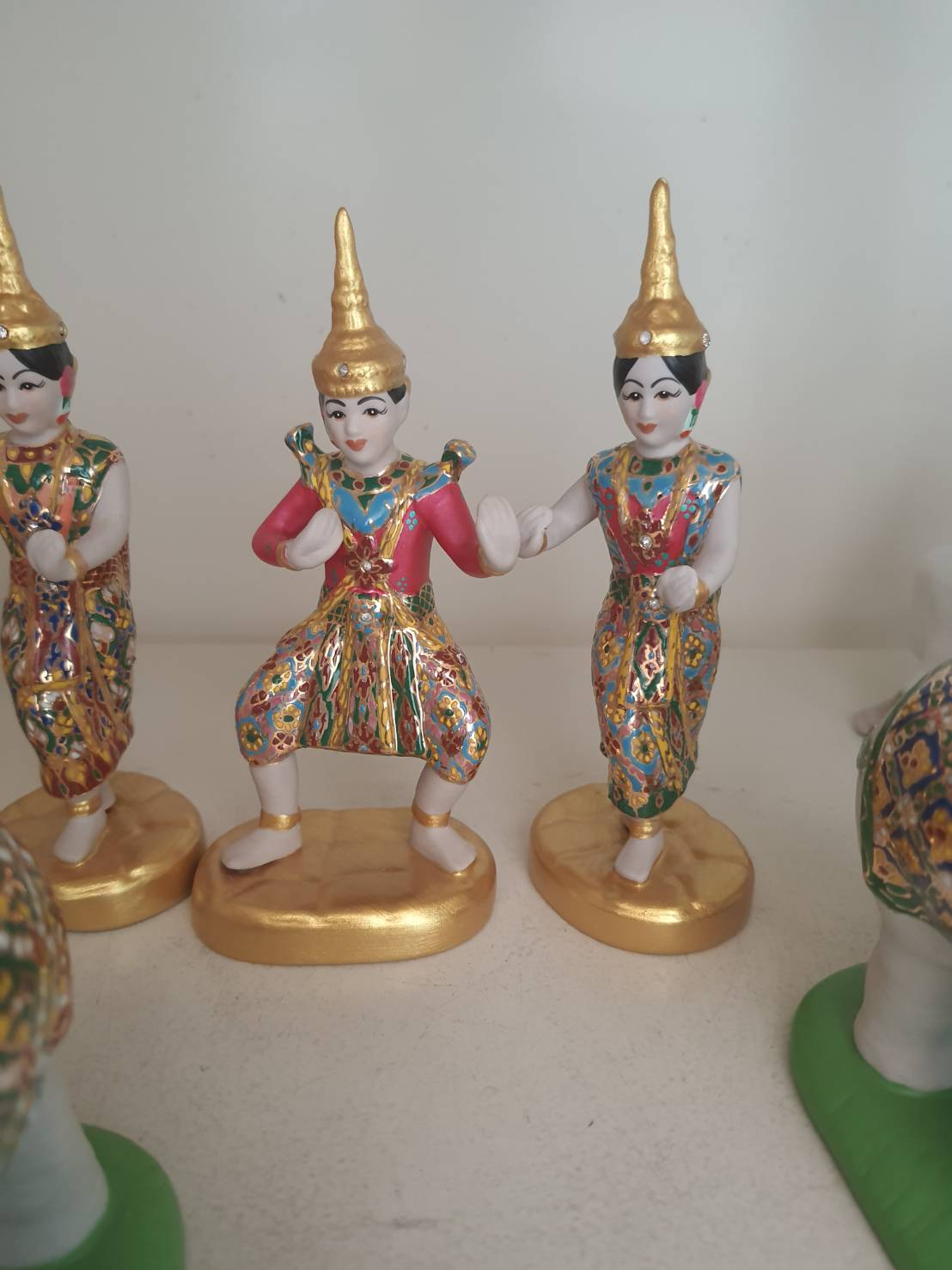 ตุ๊กตาละครรำคู่ละ