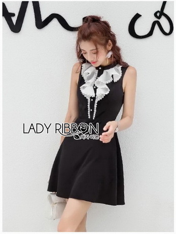 Lady Veronica Sleeveless Black Dress