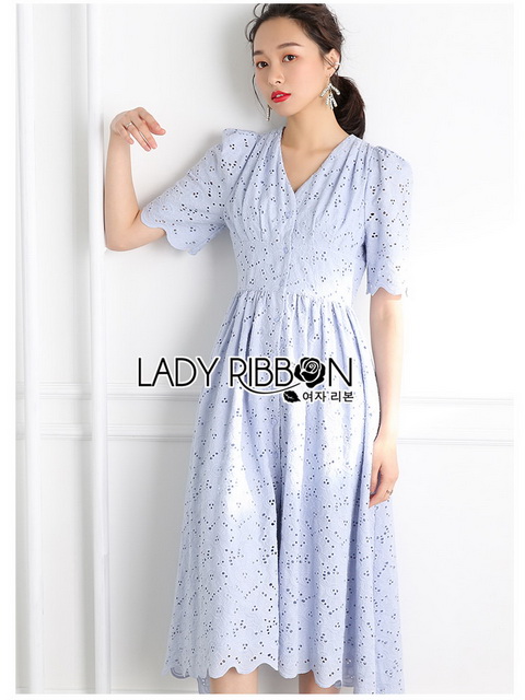 Dress เดรสผ้าคอตตอนสีฟ้าอ่อนปักและฉลุลาย