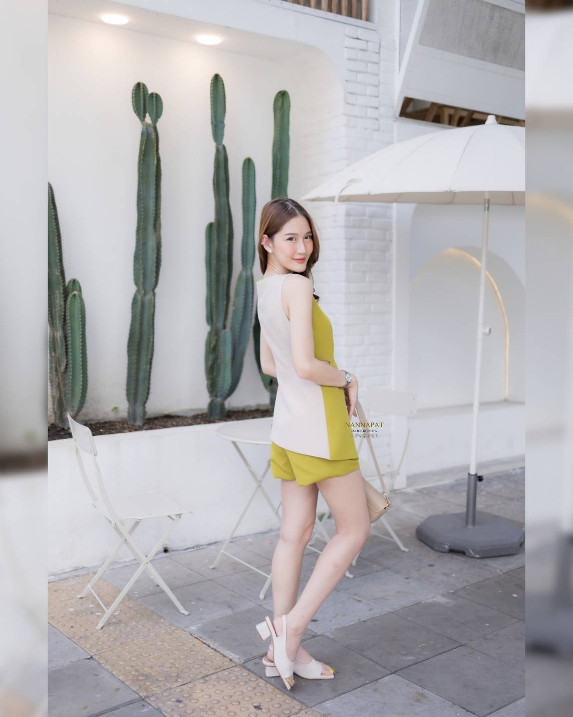 เสื้อทูโทน กระดุมหน้า มีฟองน้ำอก