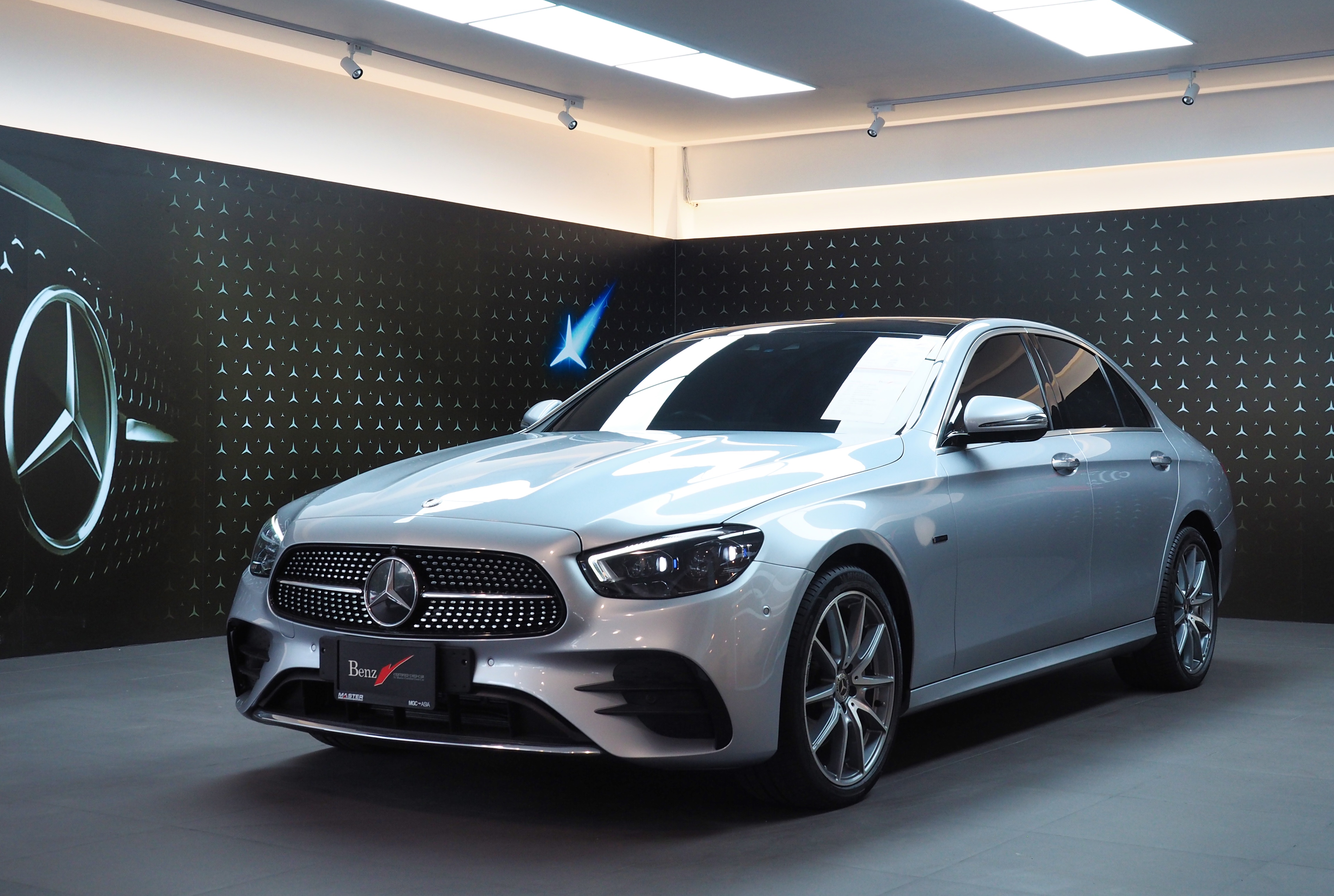 จองแล้ว E300e AMG Plug in Hybrid W213