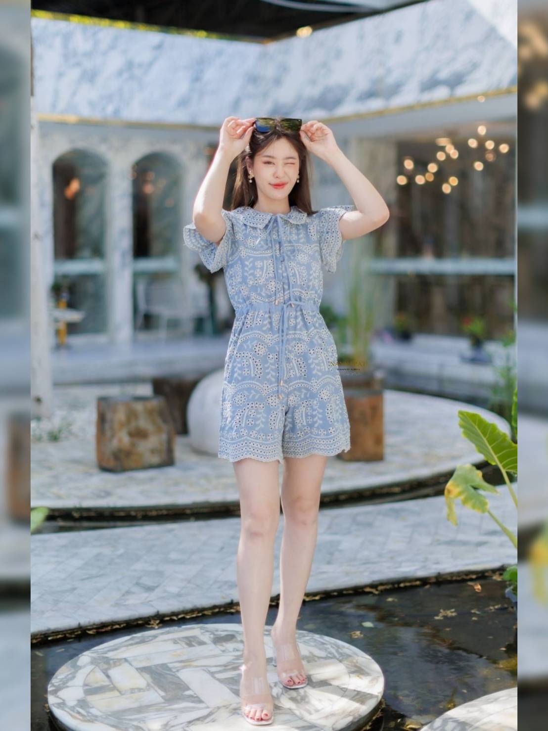 เพลสูทกระดุมหน้า เชือกรูดเอว แขนระบายสวย