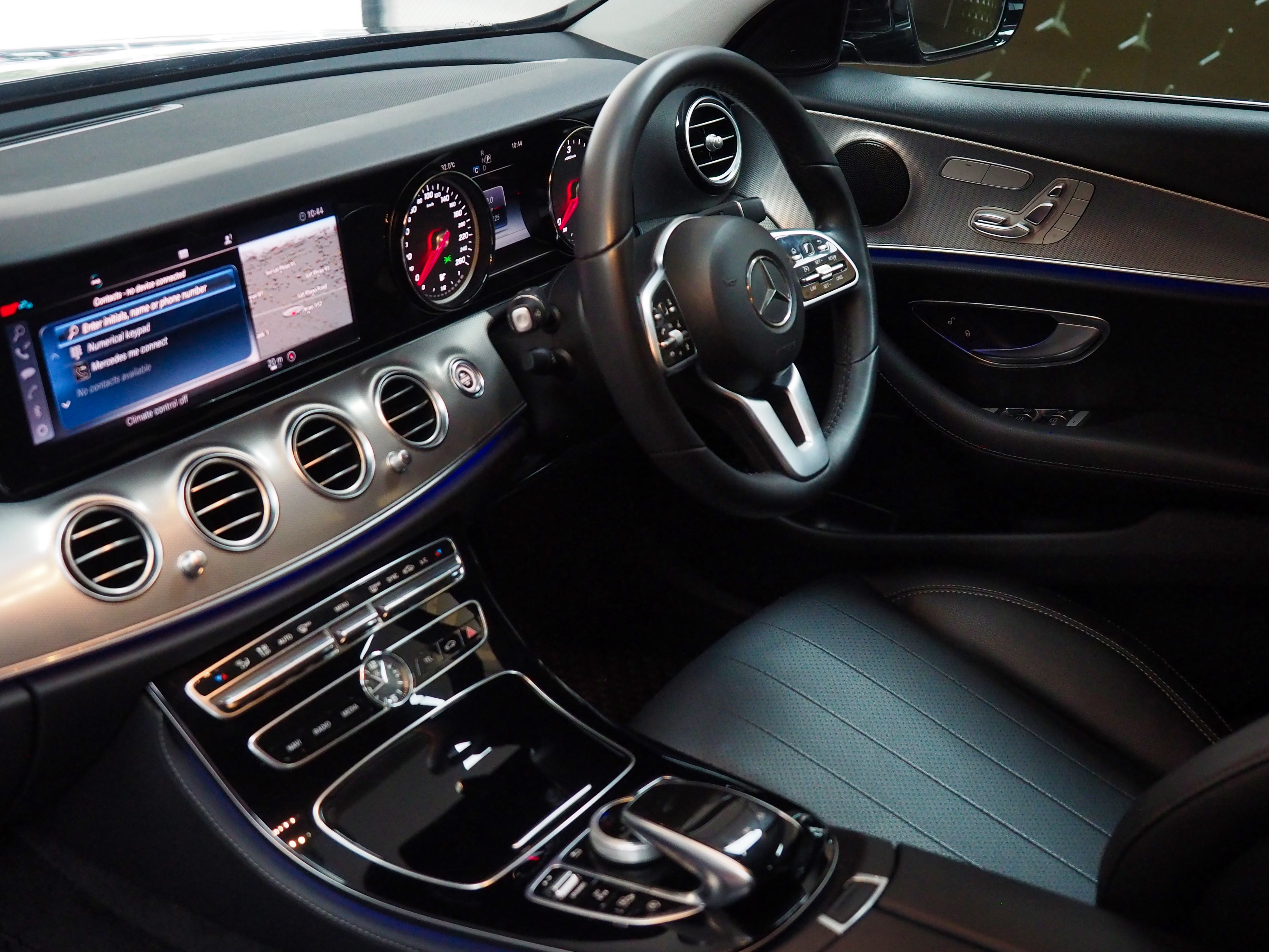 จองแล้ว E220d Sport W213