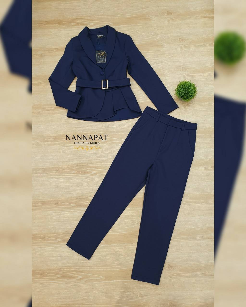 เสื้อกระดุมหน้ากางเกงมีกระเป๋าข้าง