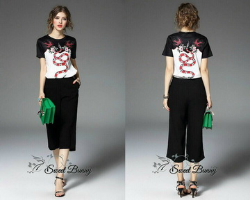 Lady Ribbon Online เสื้อผ้าออนไลน์ ขายส่งของแท้พร้อมส่ง Sweet Bunny SW07250716 Sweet Bunny Present... Gucci Floral Snake Print Pants Set